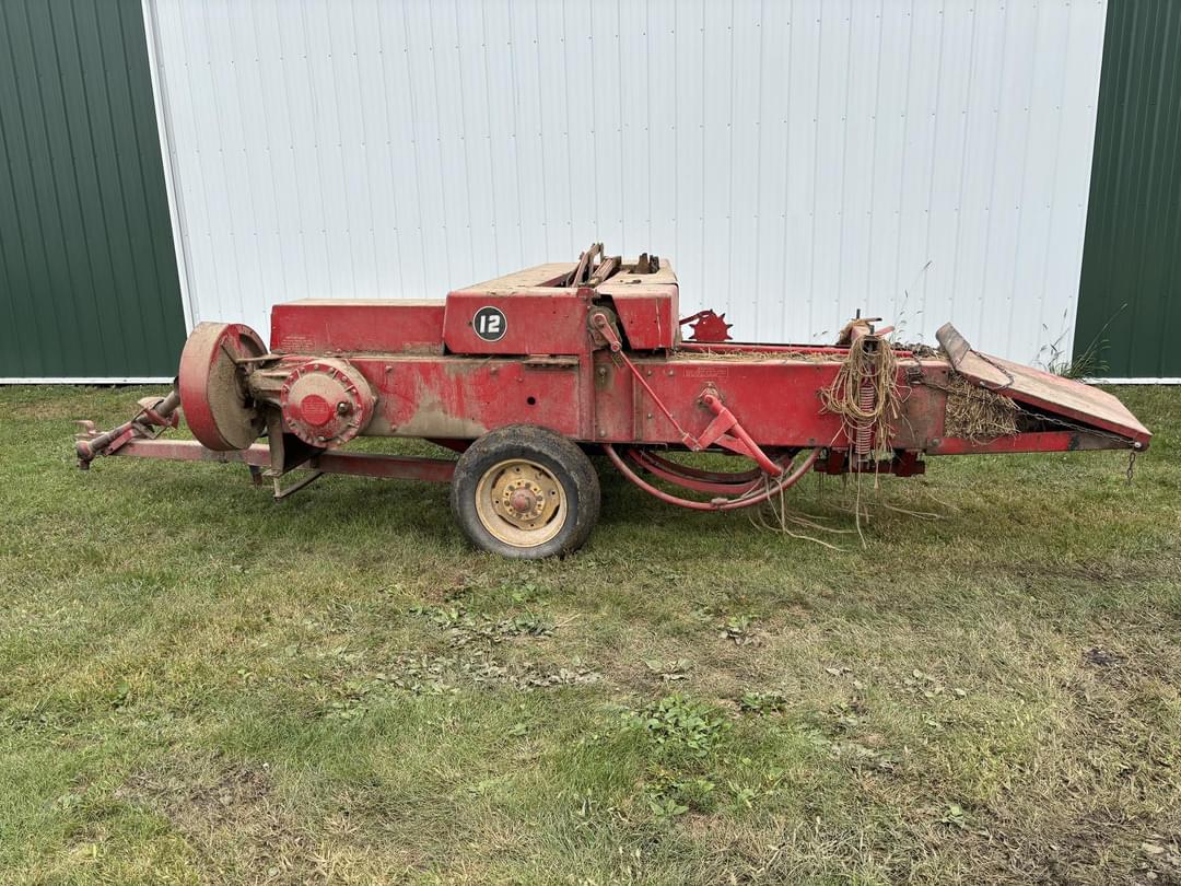 Image of Massey Ferguson 12 Primary image