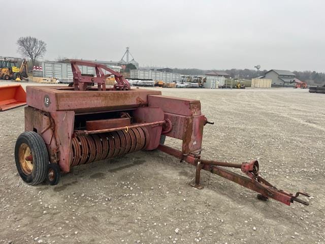 Main image Massey Ferguson 12