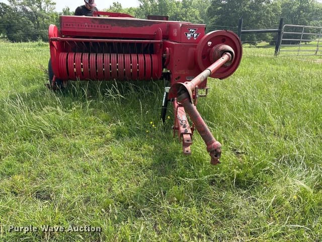 Image of Massey Ferguson 12 equipment image 1