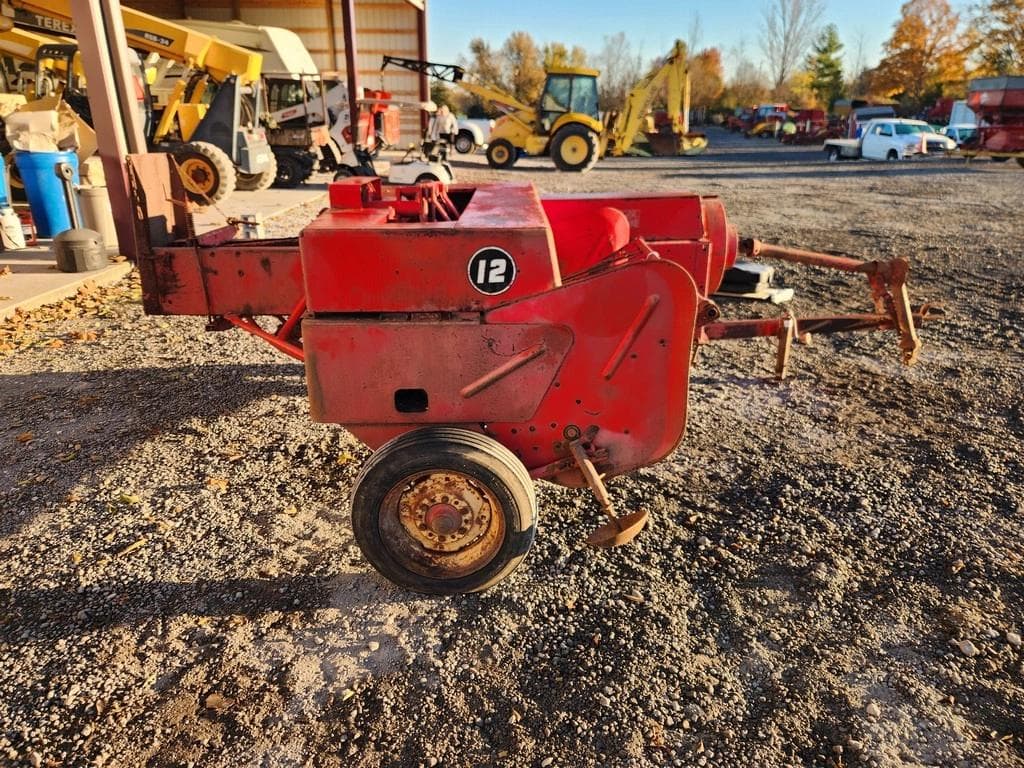 Image of Massey Ferguson 12 Primary image