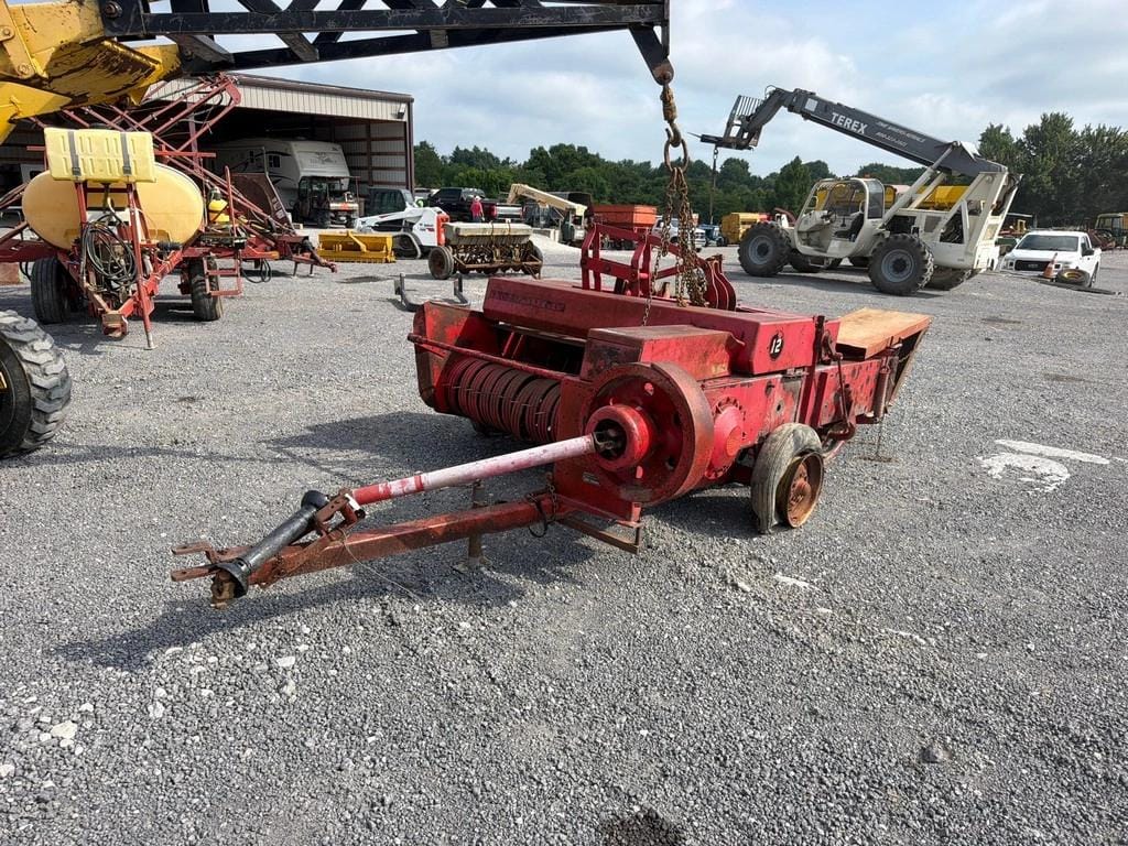 Massey Ferguson 12 Equipment Image0