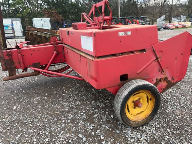 Image of Massey Ferguson 12 equipment image 4