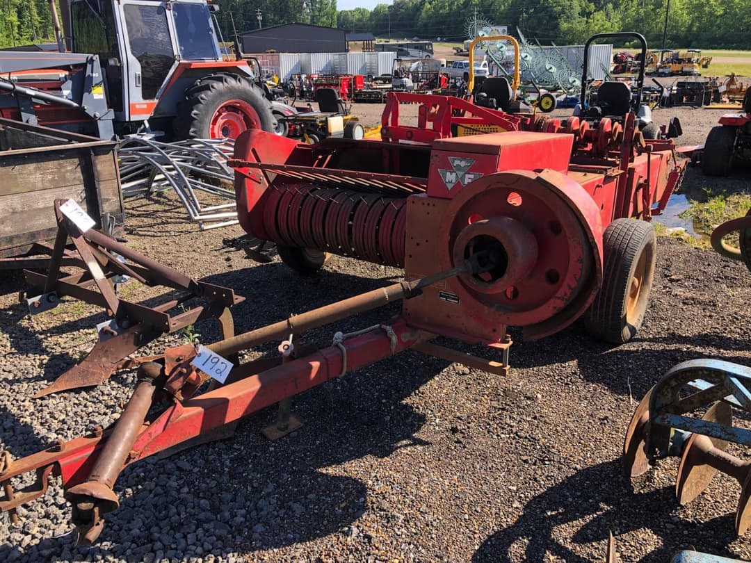 Image of Massey Ferguson 12 Primary image