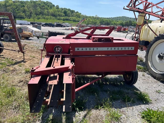 Image of Massey Ferguson 12 equipment image 4