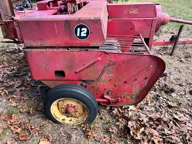 Image of Massey Ferguson 12 equipment image 3