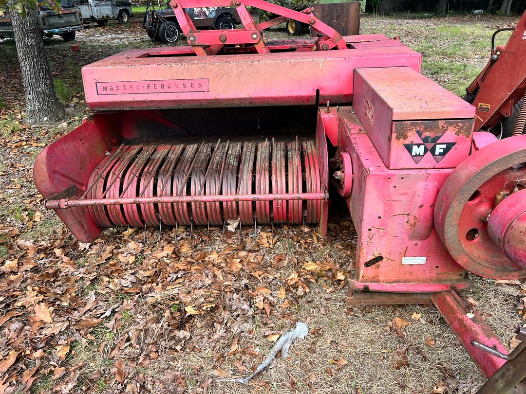 Image of Massey Ferguson 12 Primary image