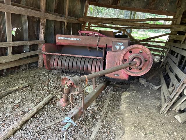 Image of Massey Ferguson 12 equipment image 1