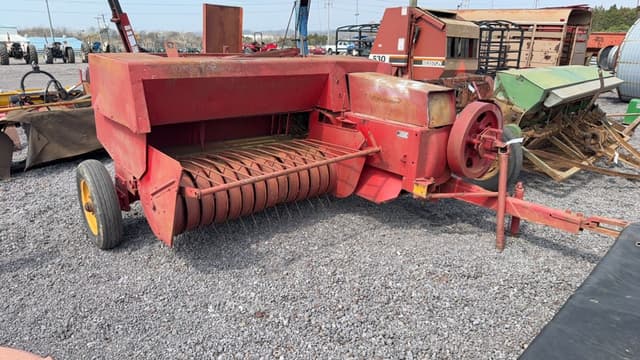 Image of Massey Ferguson 120 equipment image 1
