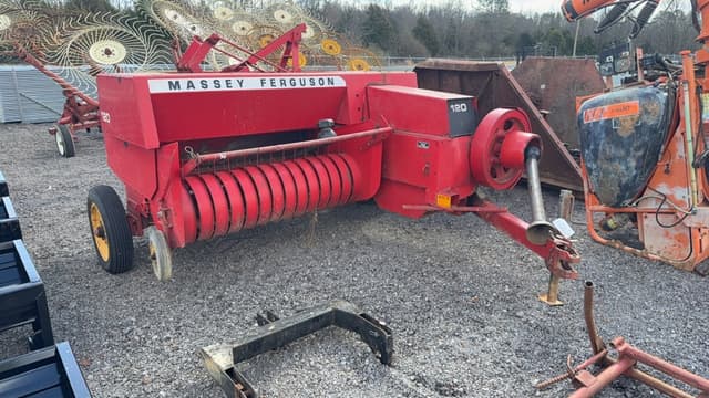 Image of Massey Ferguson 120 equipment image 1