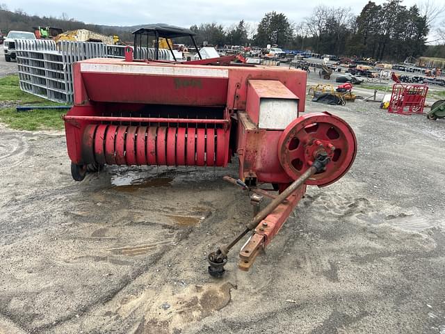 Image of Massey Ferguson 120 equipment image 1