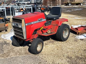 Main image Massey Ferguson 1200