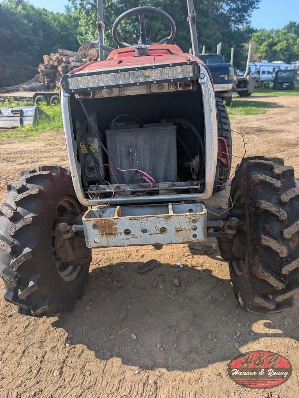 Image of Massey Ferguson 1220 equipment image 2