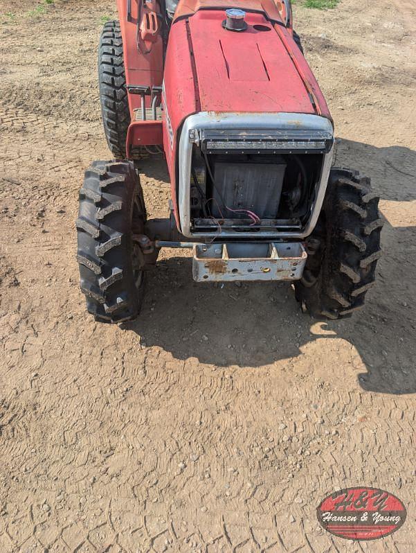 Image of Massey Ferguson 1220 equipment image 1