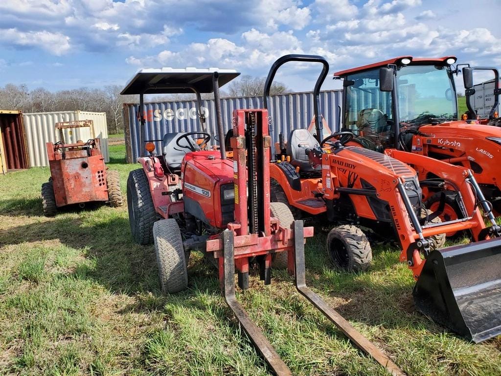 Main image Massey Ferguson 1235