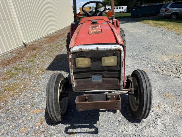 Image of Massey Ferguson 1233 equipment image 3