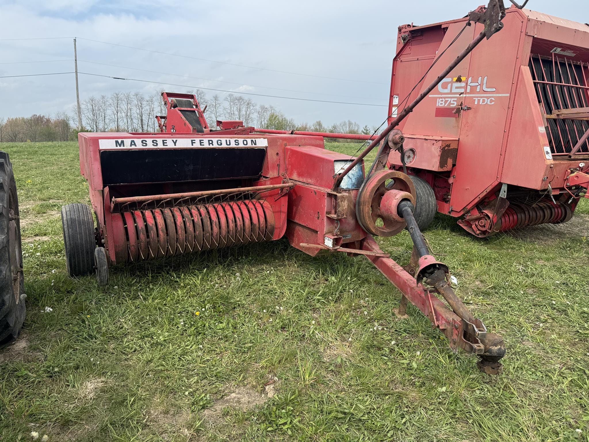 Main image Massey Ferguson 124
