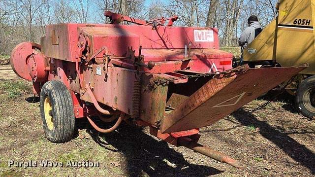 Image of Massey Ferguson 124 equipment image 4