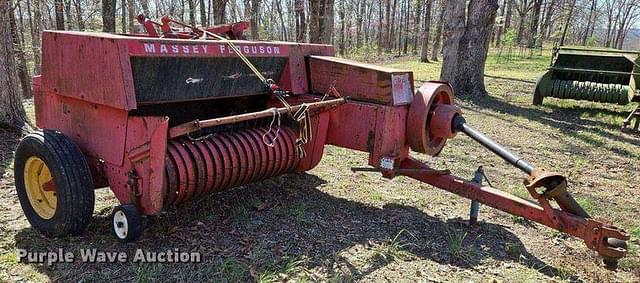 Image of Massey Ferguson 124 equipment image 2