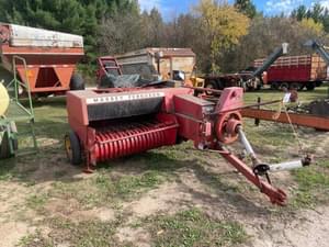 Massey Ferguson 124 Image