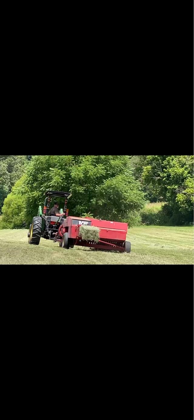 Image of Massey Ferguson 124 equipment image 2
