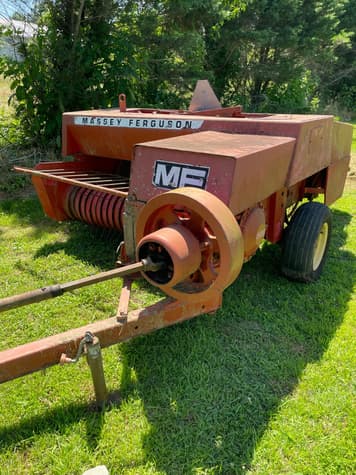 Main image Massey Ferguson 124
