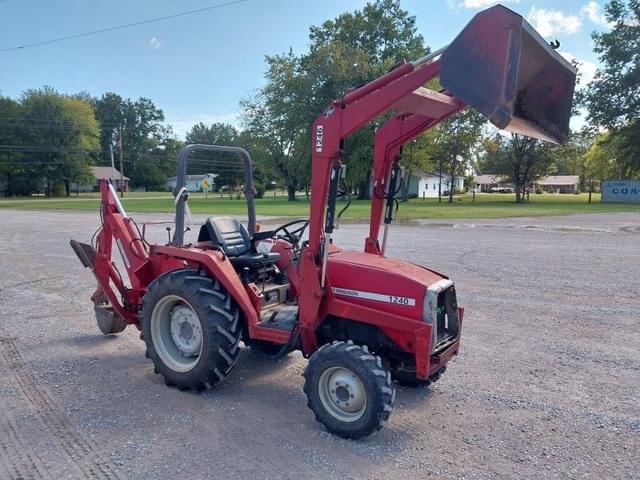 Image of Massey Ferguson 1240 equipment image 2