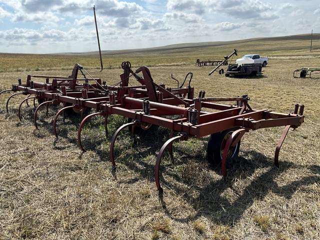 Image of Massey Ferguson 125 equipment image 3