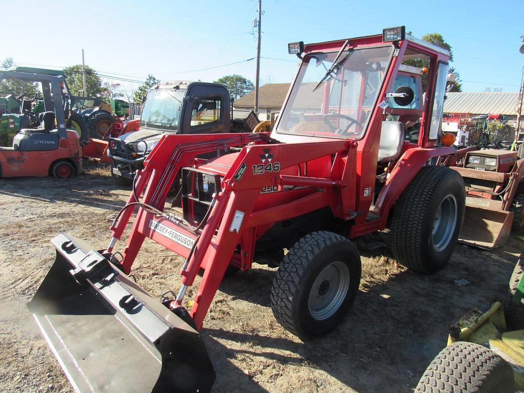 Image of Massey Ferguson 1250 Primary image