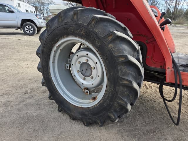 Image of Massey Ferguson 1250 equipment image 4