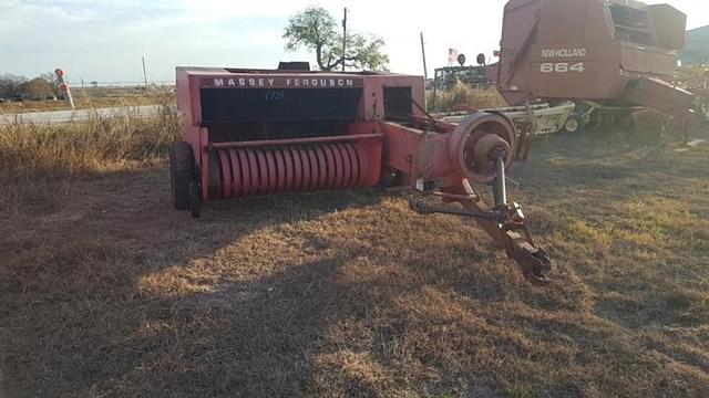 Image of Massey Ferguson 126 equipment image 1