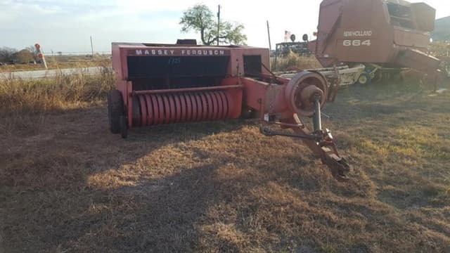 Image of Massey Ferguson 126 equipment image 1