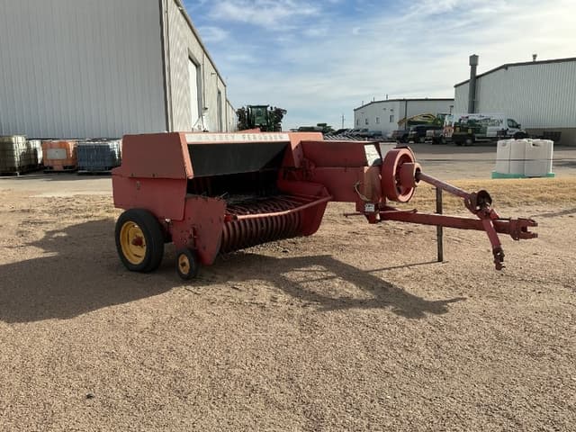 Image of Massey Ferguson 1260 equipment image 2