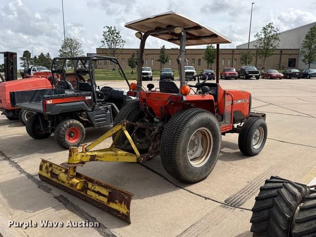 Image of Massey Ferguson 1260 equipment image 4