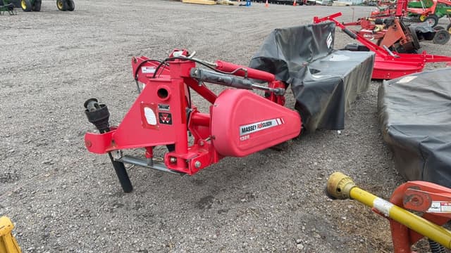 Image of Massey Ferguson 1328 equipment image 4