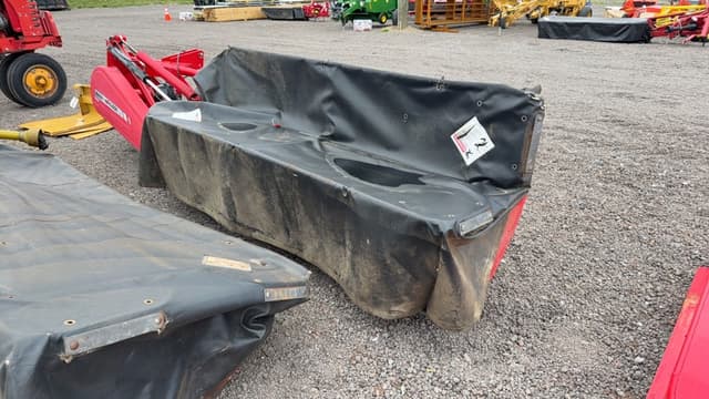 Image of Massey Ferguson 1328 equipment image 3