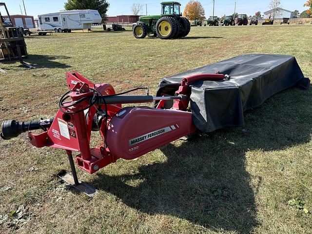 Image of Massey Ferguson 1330 equipment image 2