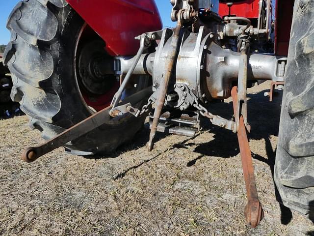 Image of Massey Ferguson 135 equipment image 4