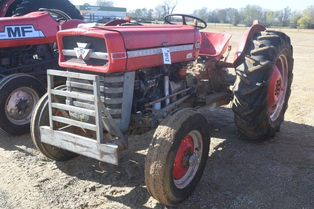 Image of Massey Ferguson 135 Primary image