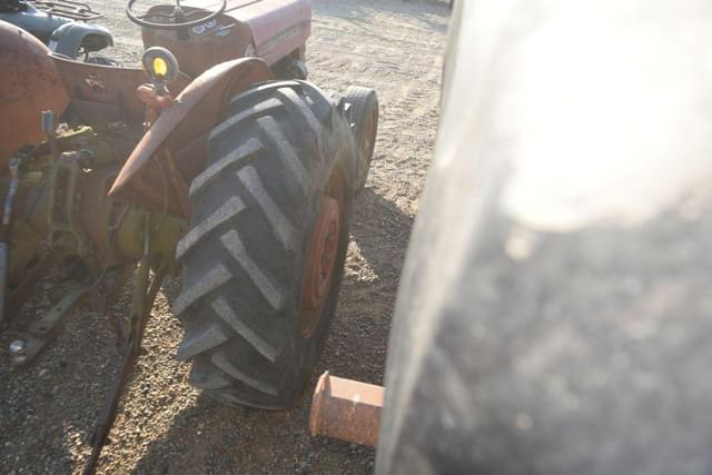 Image of Massey Ferguson 135 equipment image 2