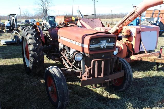 Image of Massey Ferguson 135 equipment image 4