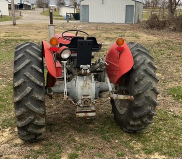 Image of Massey Ferguson 135 equipment image 3