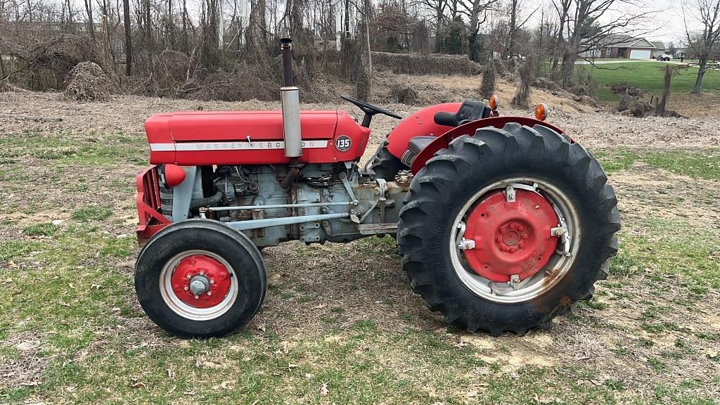 Image of Massey Ferguson 135 Primary image