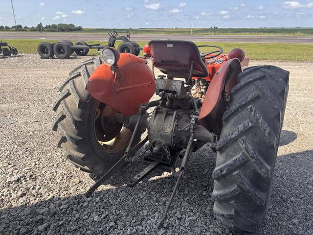 Image of Massey Ferguson 135 equipment image 4