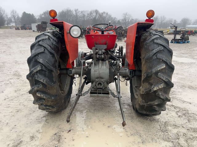 Image of Massey Ferguson 135 equipment image 3