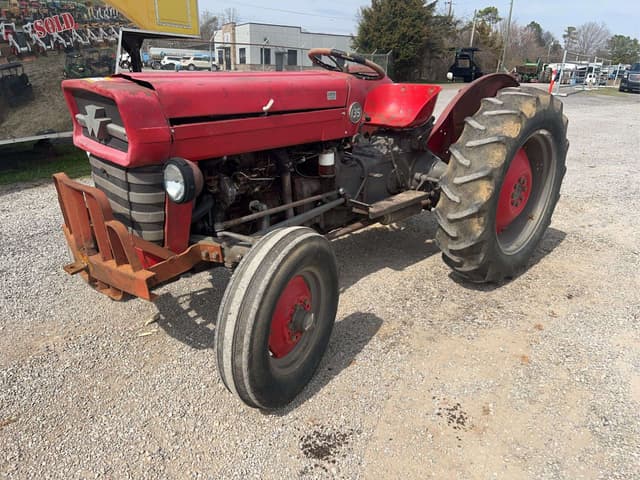 Image of Massey Ferguson 135 equipment image 4