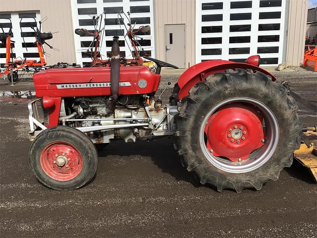 Image of Massey Ferguson 135 equipment image 3