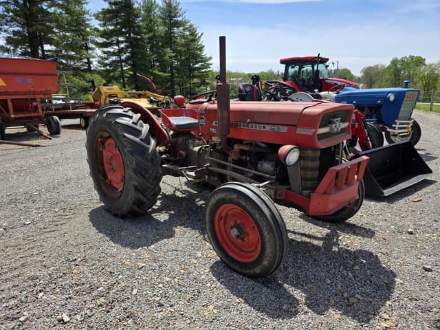 Image of Massey Ferguson 135 equipment image 3