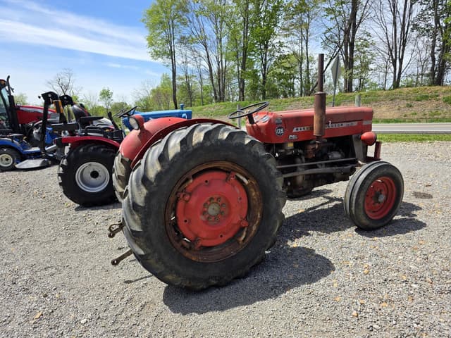 Image of Massey Ferguson 135 equipment image 4