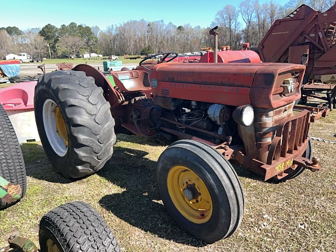Image of Massey Ferguson 135 Primary image