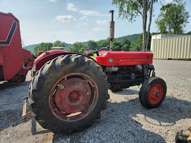 Image of Massey Ferguson 135 equipment image 3